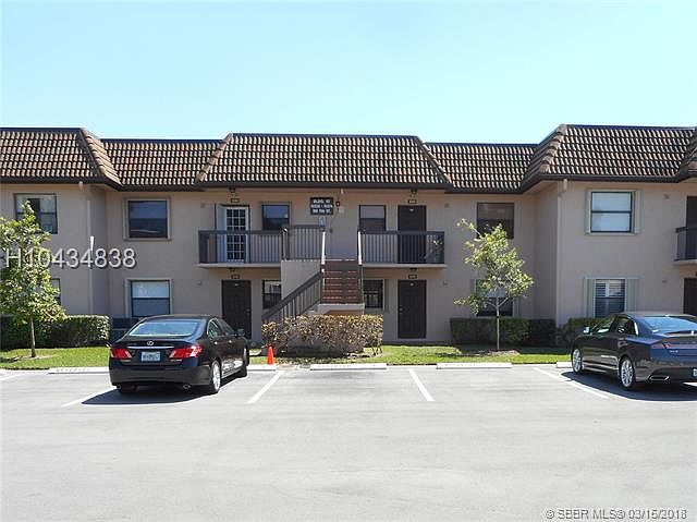 1st image of 10346 NW 11th St #104