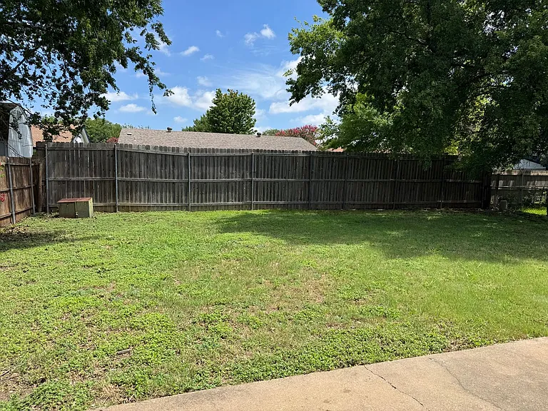 219 Volunteer Dr — Photo 14