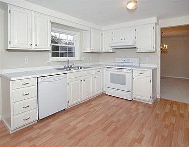2nd image of 2399 Willow Dr
