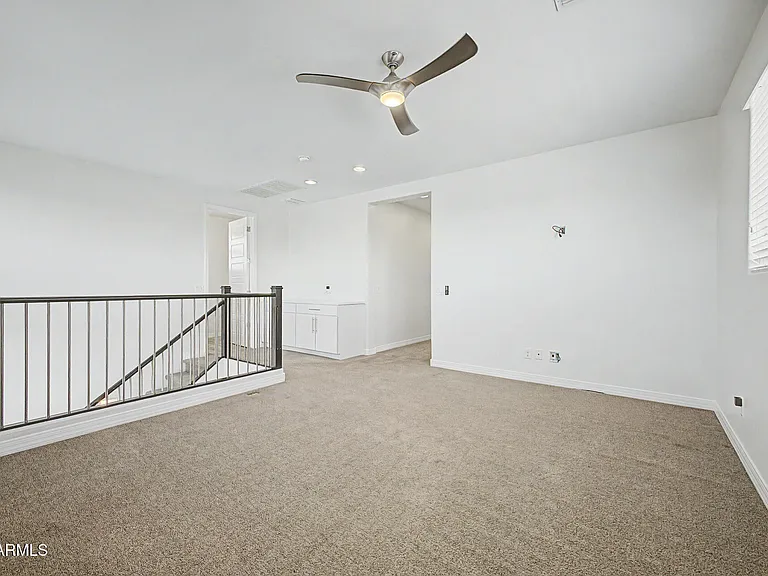 15912 W Sierra St — Photo 20