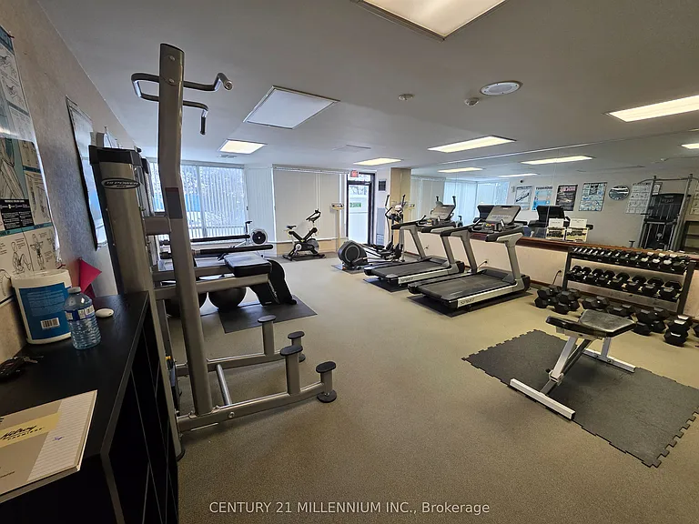 26 Hanover Rd #1605 — Photo 31