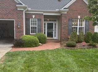 7 Towne Ridge Ct, Greensboro, NC 27455