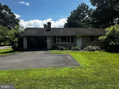 8105 Devlin Rd, Bristow, VA, 20136