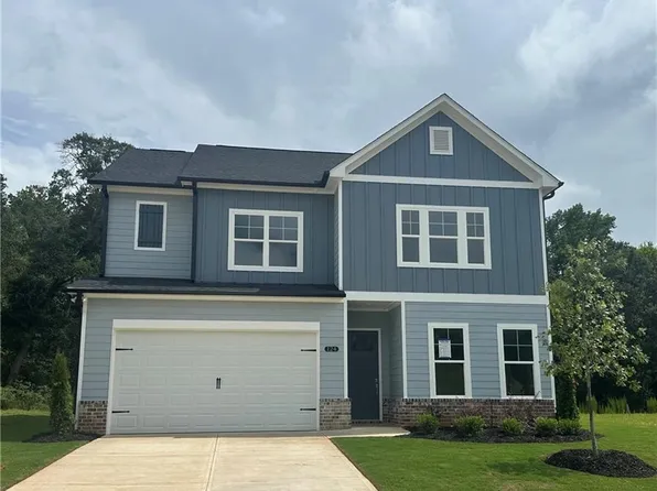 124 Ruby Robin Dr, Jefferson, GA 30549