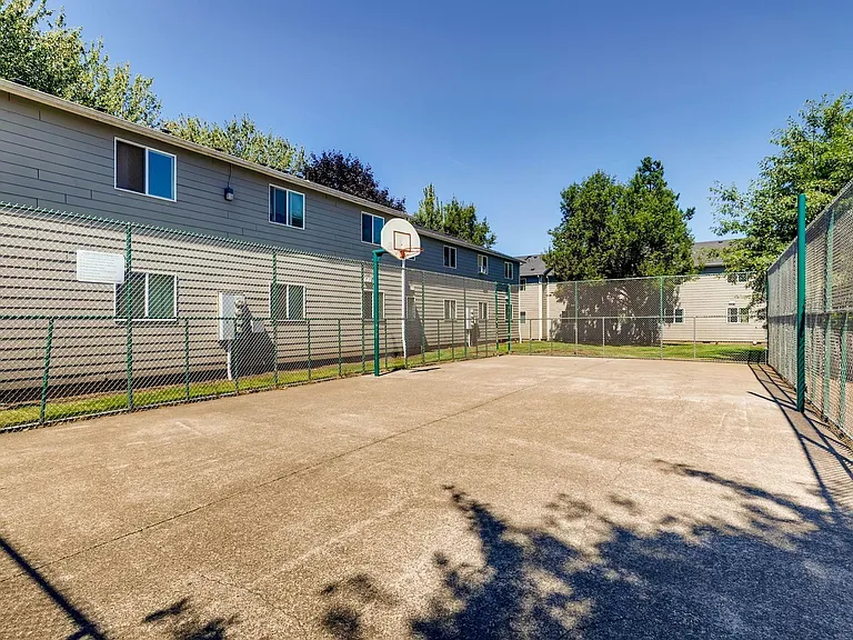 108 Village East Way SE — Photo 17