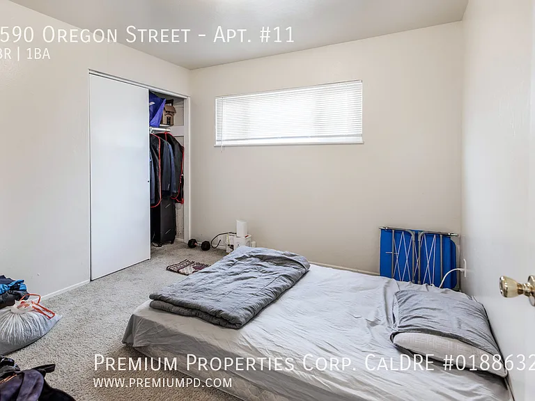 1590 Oregon St #11 — Photo 9