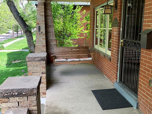 2nd image of 1067 Saint Paul St