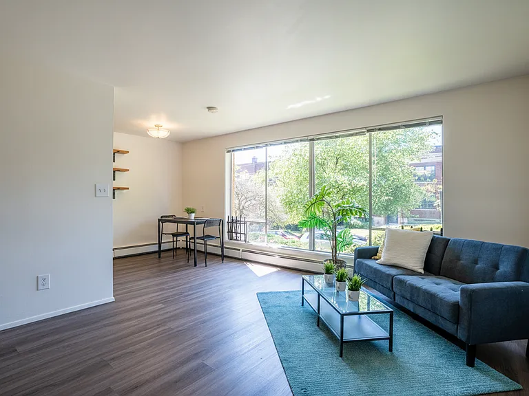 Hamlin Place — Photo 19