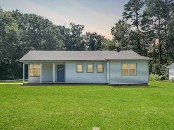 305 Lanham St, Greenwood, SC 29649