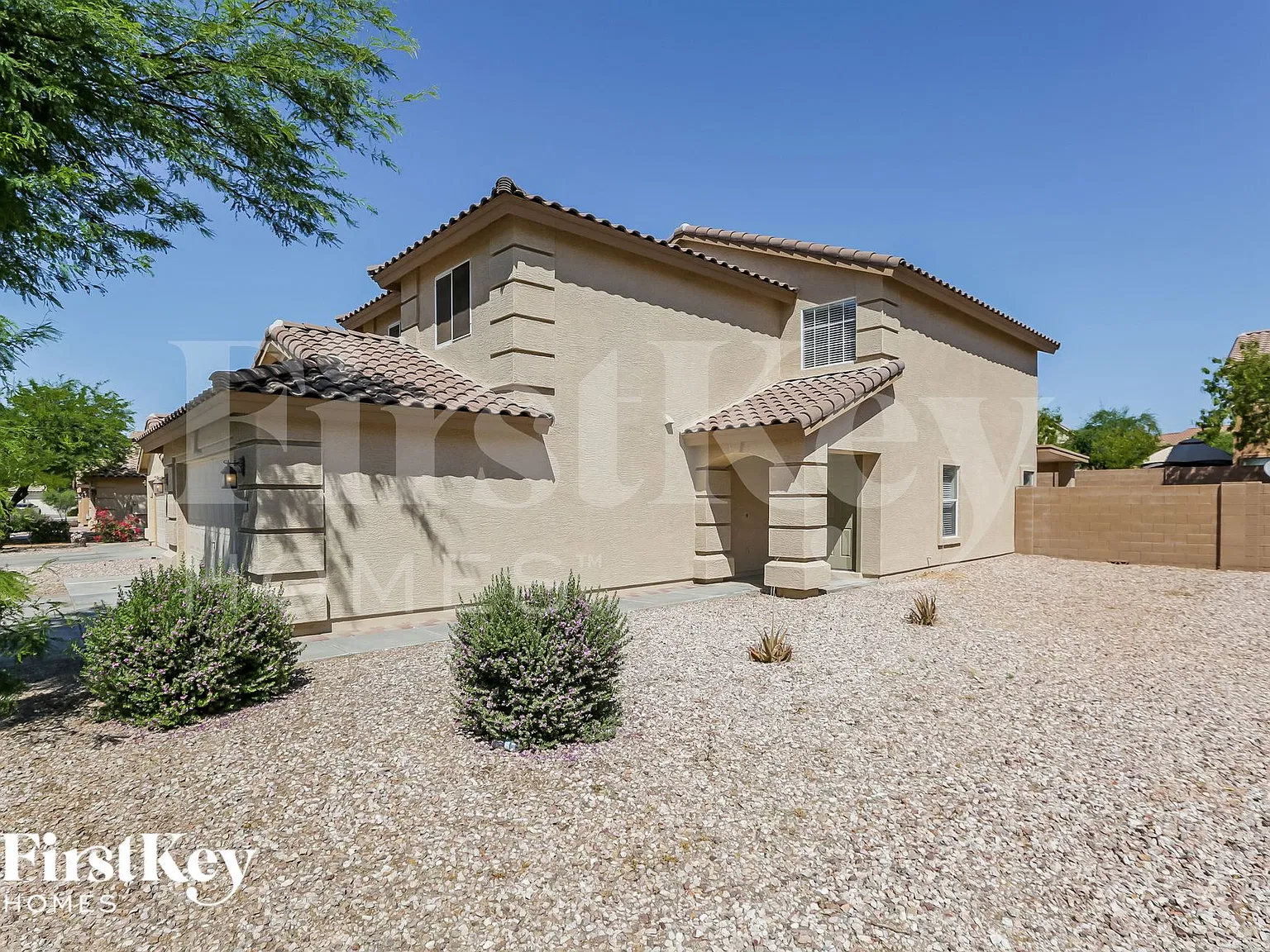 5 bed, 3.0 bath, 2267 sqft, $2,515 — Photo 2