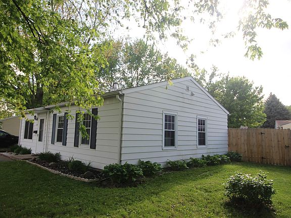 2nd image of 1220 Southlea Dr