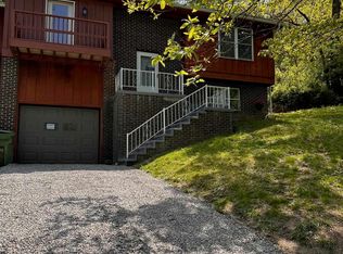 1046 White Ave, Morgantown, WV 26501