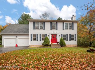 128 Embill Dr, Blakeslee, PA 18610