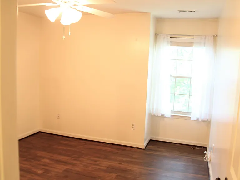203 Cross Pointe Ct #3B — Photo 12