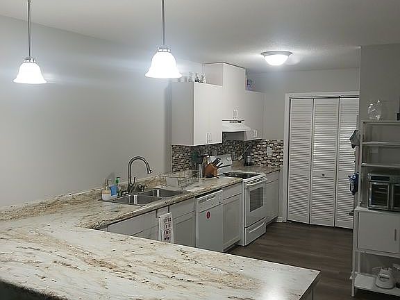 Unit 1 kitchen