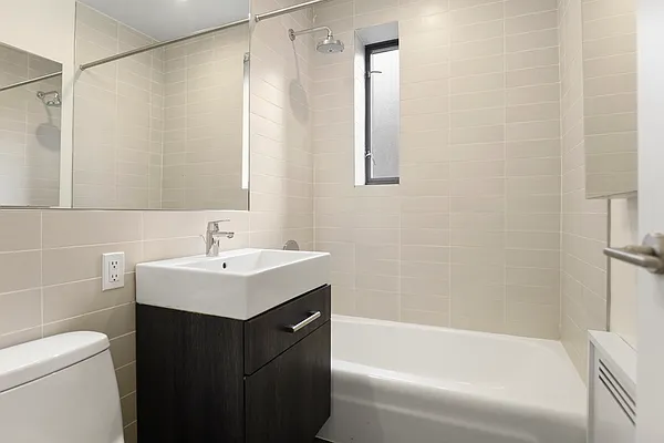 Rented by Stonehenge NYC LLC | media 4