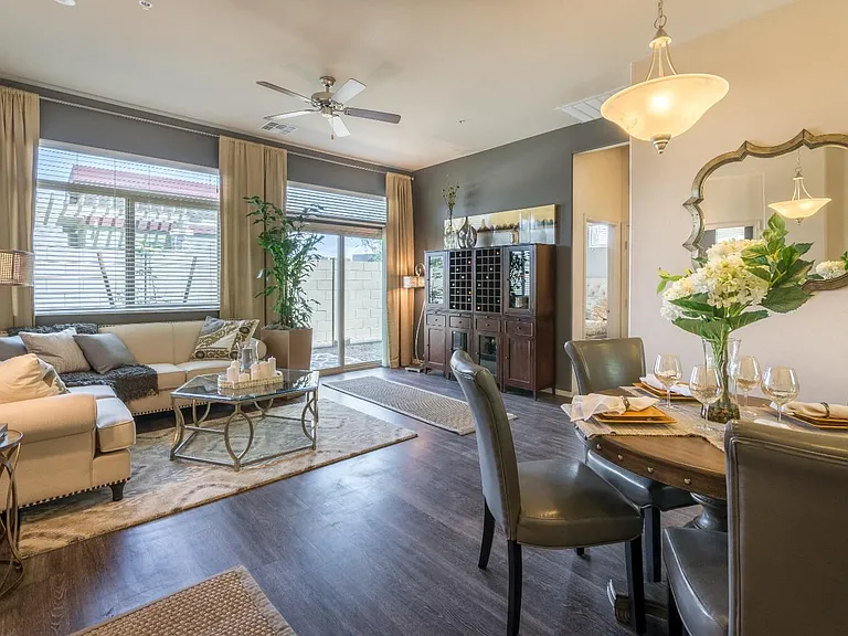 Living Room & Dining Area (3 Bedroom)