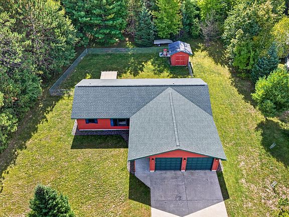 2nd image of 111 Corbits Ln