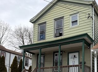 33 N 7Th St, Paterson City, NJ 07522