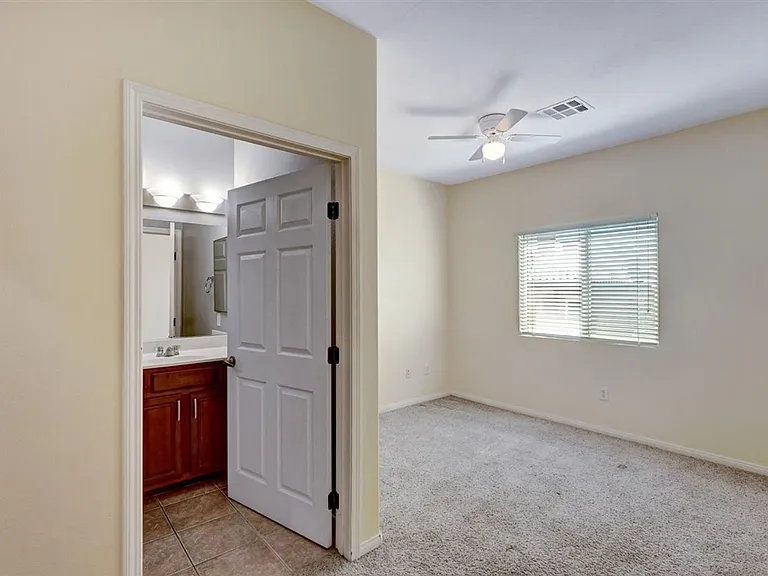 10500 Nordic Cliff Ave — Photo 25