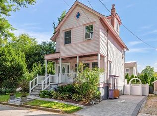 39 12th Avenue, Sea Cliff, NY 11579