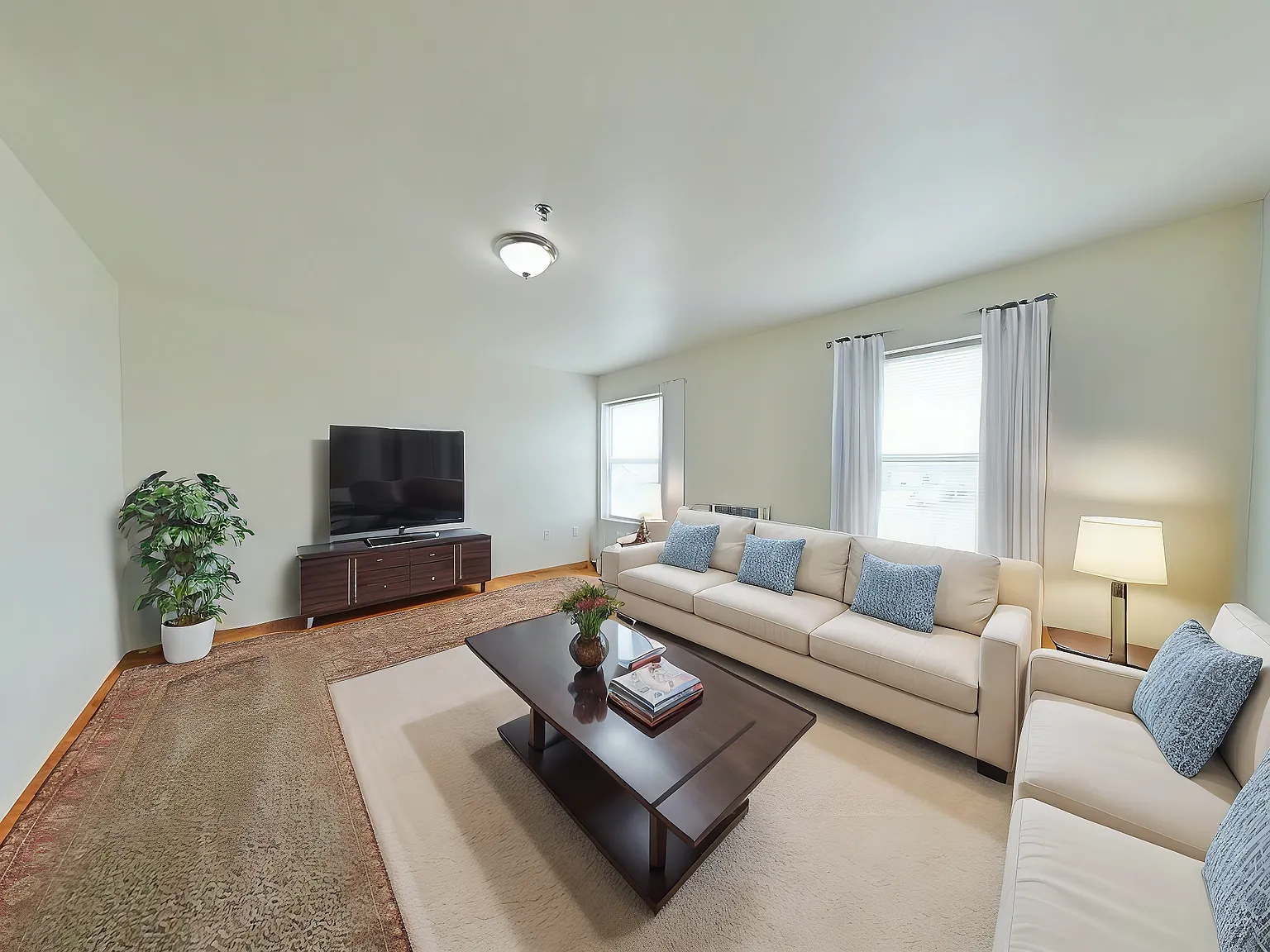 Eagle Point Apartments — Photo 1