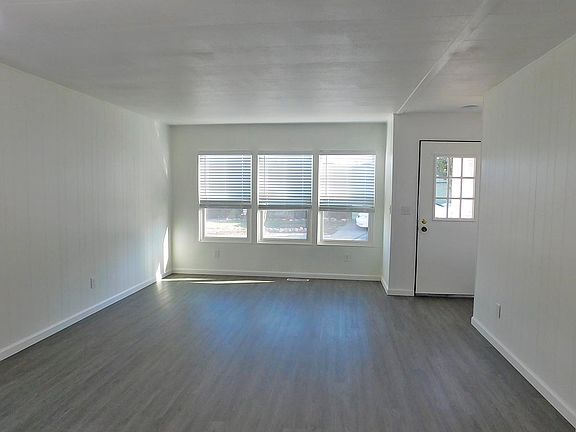 3rd image of 18 Richards Dr #18