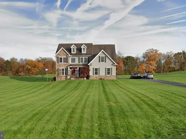 445 Capitol Hill Rd, Dillsburg, PA 17019