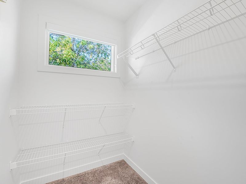 Edmonton Townhouse for rent - 3 Bedrooms — photo 30