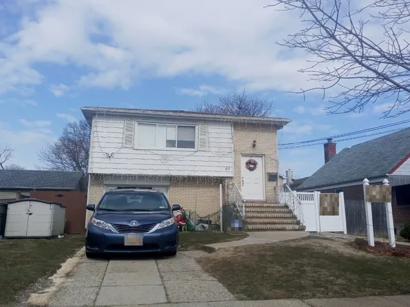 61 Botsford St, Hempstead, NY 11550