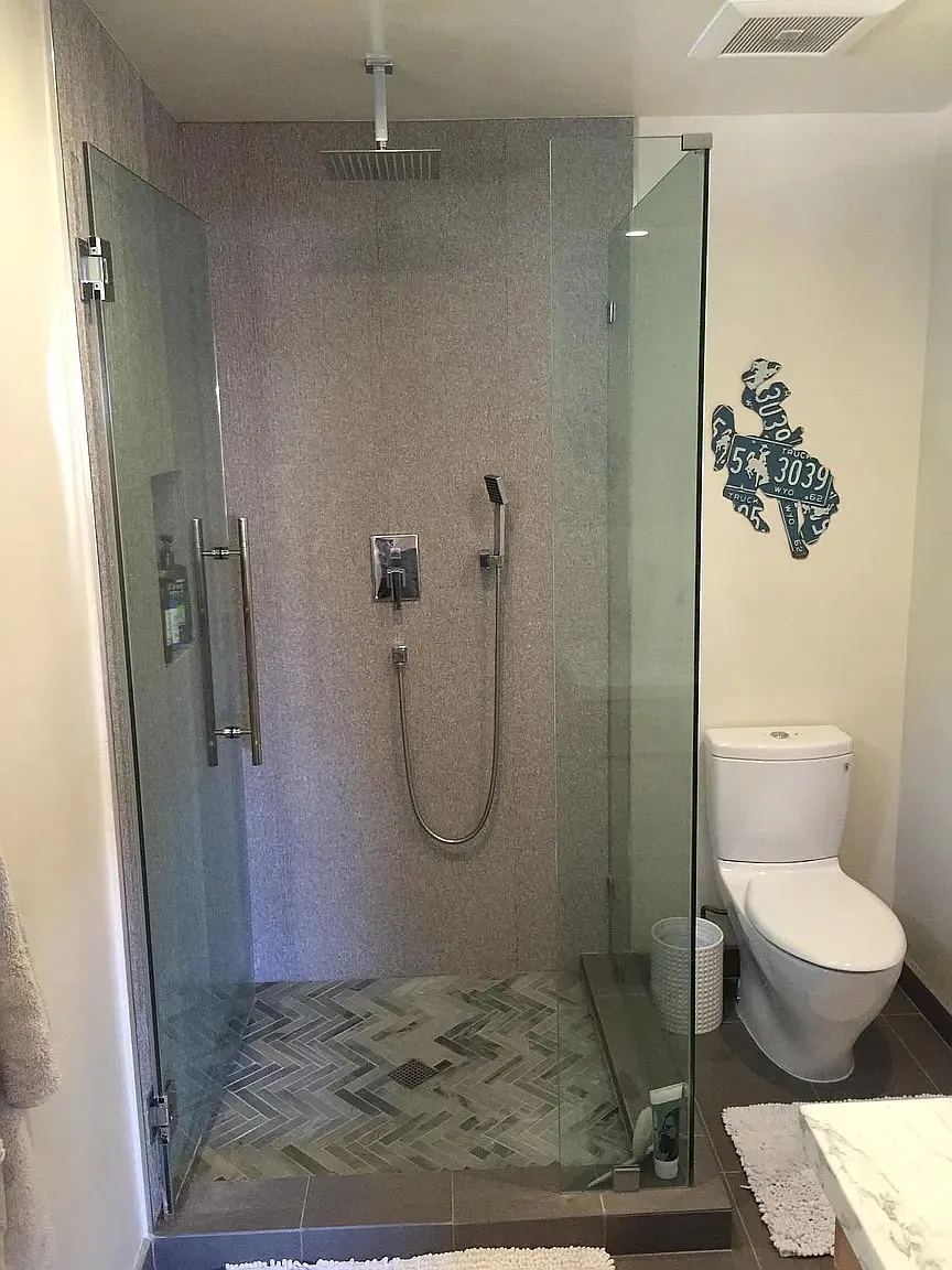 2 bed, 1250 sqft, $6,900 — Photo 3