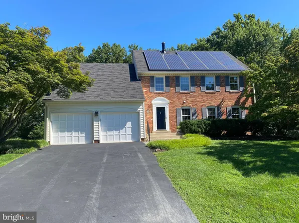 9337 Copenhaver Dr, Potomac, MD 20854