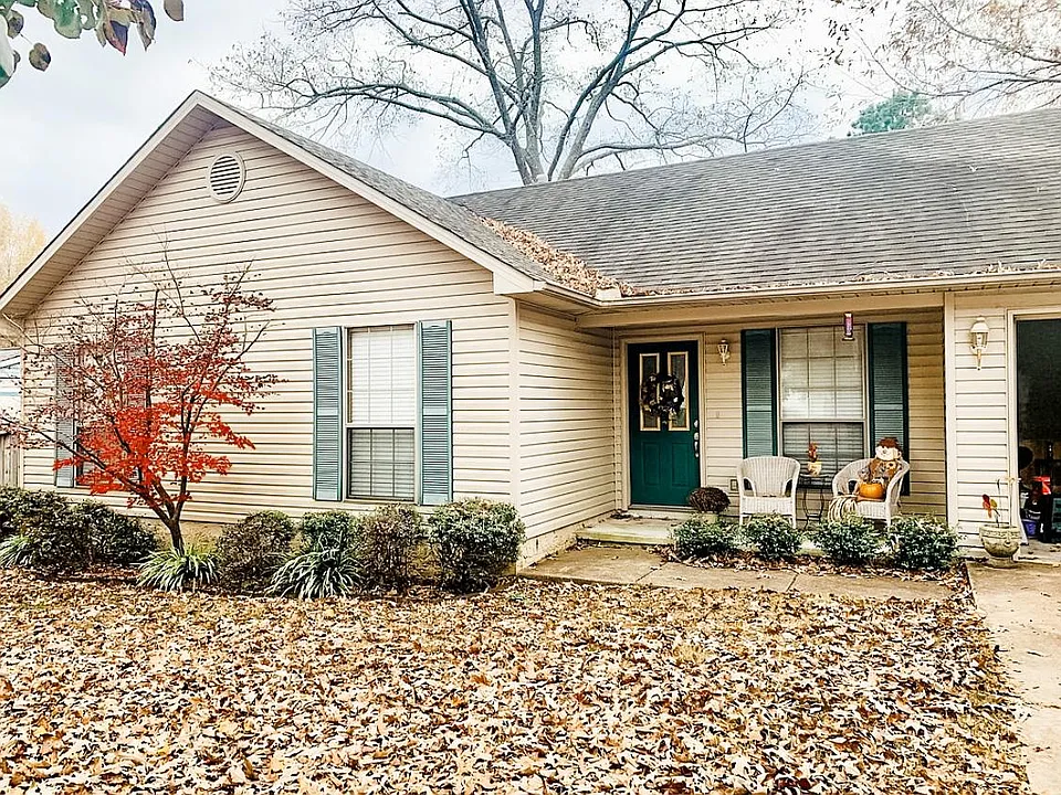 302 Calloway Ave