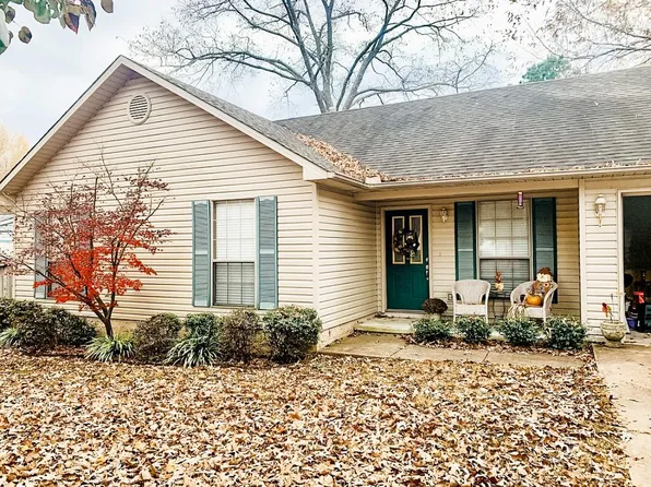 302 Calloway Ave, Sherwood, AR 72120