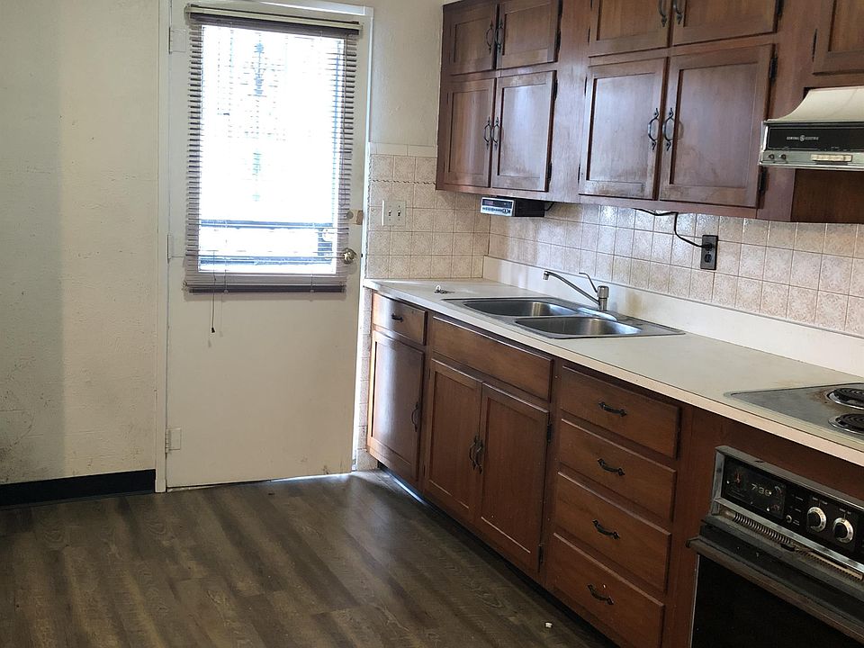1st image of 9910 Omar Khayyam Blvd