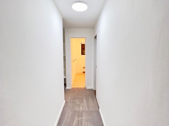 5th image of 11720 Edgewater Dr APT 1003