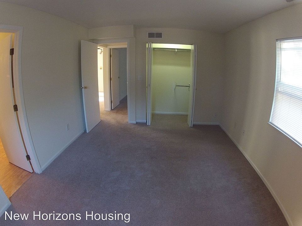 1st image of 310 E Fulton St APT A