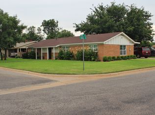 2933 Sunset Cir, Vernon, TX 76384