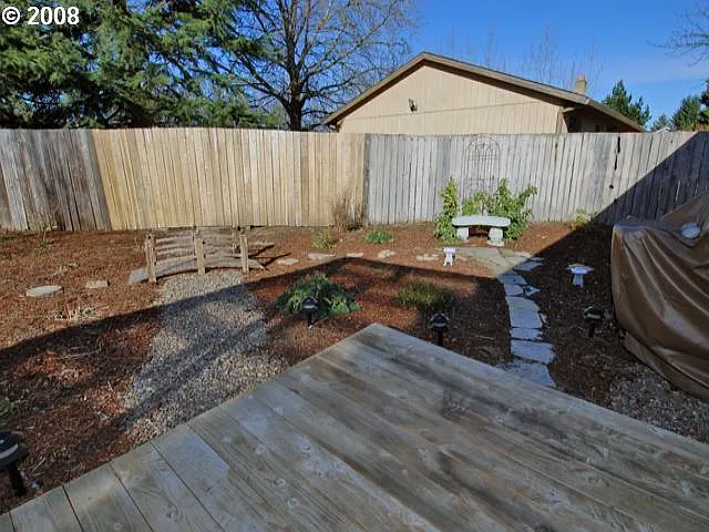 2477 SE 56th Ct — Photo 8