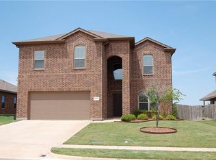 5137 Crystal Lake Ave, Krum, TX 76249