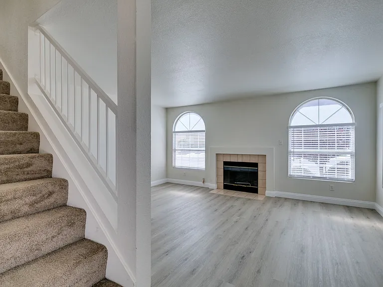 8476 Indigo Sky Ave — Photo 10