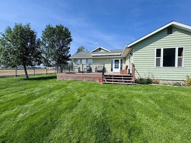 3675 Juniper Dr — Photo 29