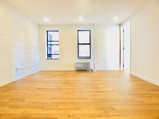 Rented by Bohemia Realty Group | media 2