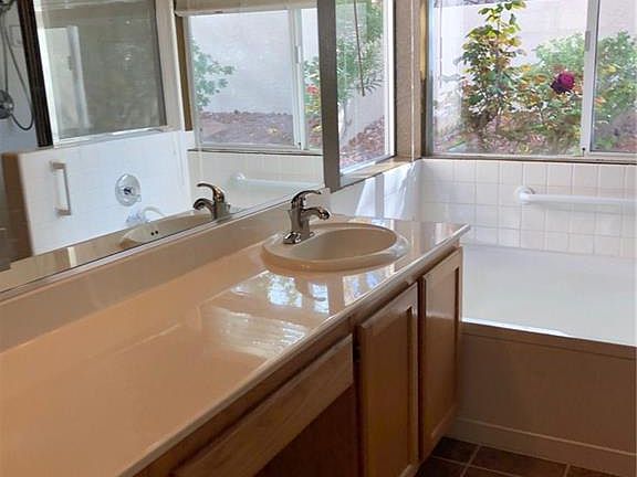 5th image of 8221 Cactus Canyon Ct