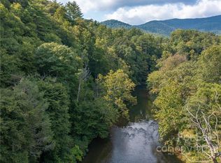 9999 Hanging Rock Rd, Spruce Pine, NC 28777