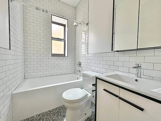 Rented by Doorway NYC, LLC | media 9