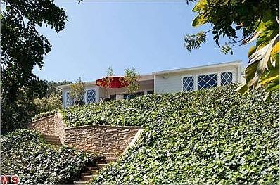 2nd image of 621 Erskine Dr
