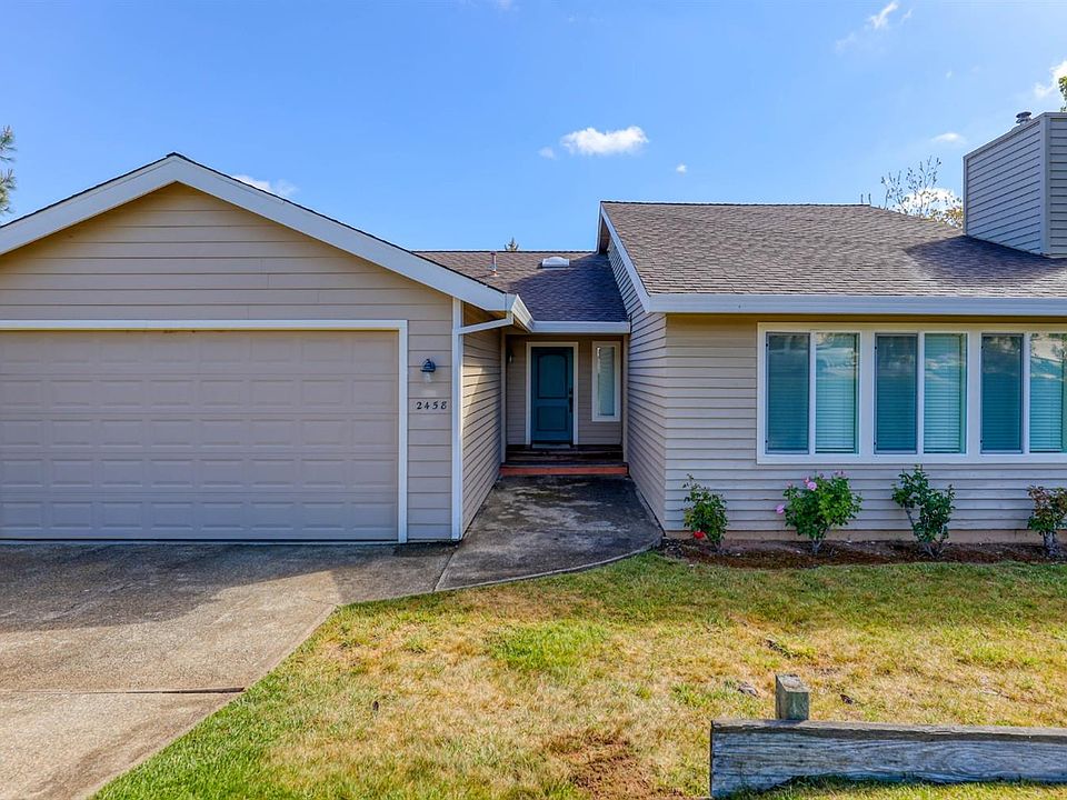 1st image of 2458 Knollwood Dr