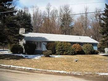 1st image of 32 Carlo Dr