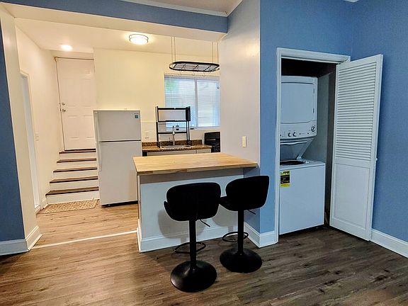 3rd image of 66 Hill St #1
